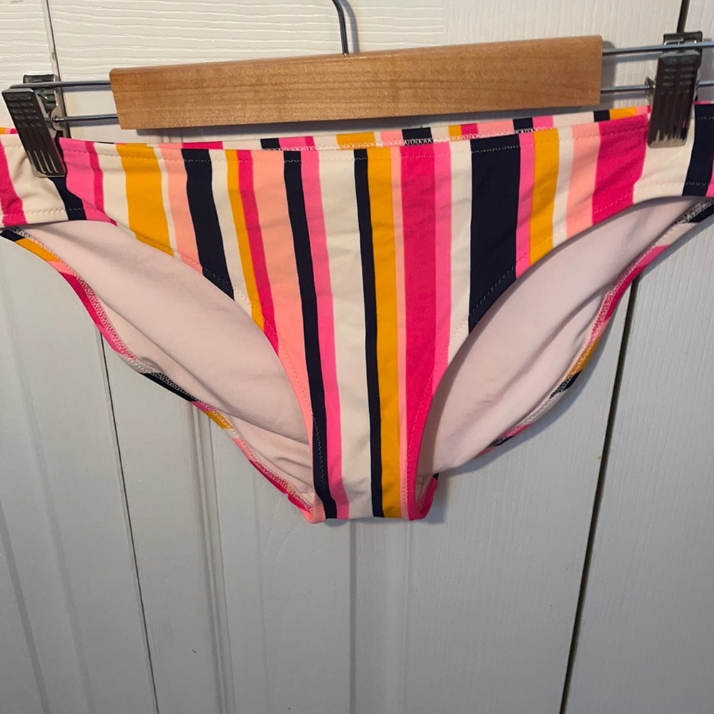 AE BIKINI BOTTOMS!